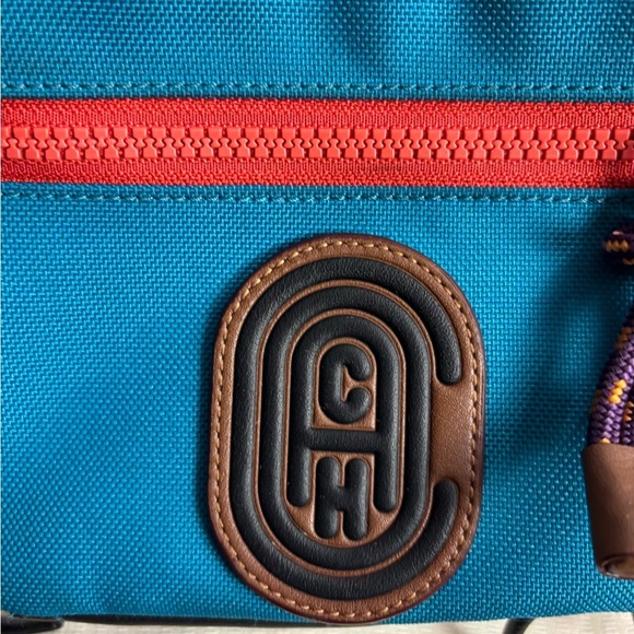 Coach Academy L Pack In Colorblock w/ Signature Print Patch - Picture 6 of 14
